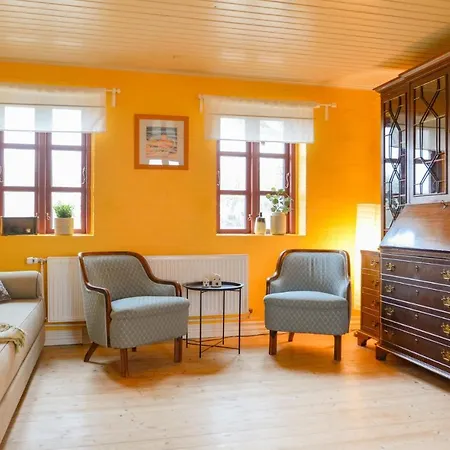 Farso With Fireplace I Semesterbostad Ertebølle